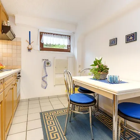 Rügenurlaub 1 Apartment *