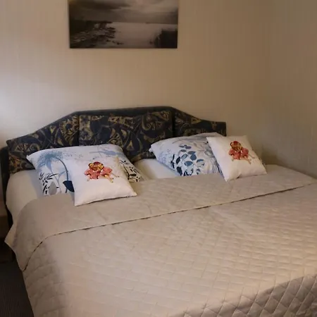 Apartment Rügenurlaub 1 *